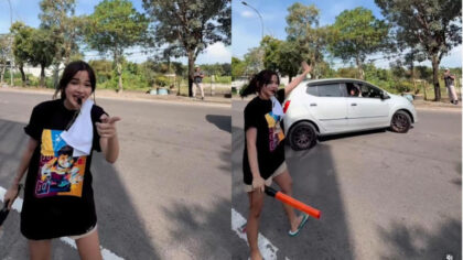 Istri Denny Caknan tampak berperan sebagai tukang parkir dadakan sekaligus mengimbau masyarakat agar tidak berkerumun.
