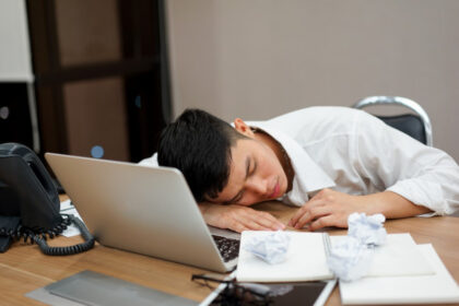 Bangun Tidur Masih Lelah? Bisa Jadi 6 Hal Ini Penyebabnya (Bukan Kurang Tidur Saja)