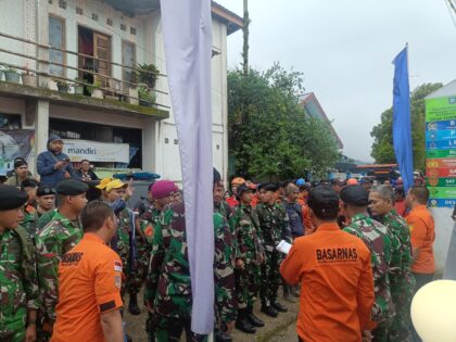 Kisah Warga Lokal Pandu SAR Evakuasi Korban Pesawat di Bulusaraung