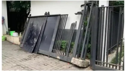 Pagar Rumah Jusuf Kalla Diseruduk Mobil, Kerugian Rp25 Juta