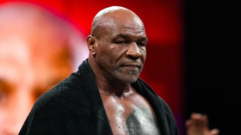 Duel Mike Tyson dan Floyd Mayweather Segera Digelar