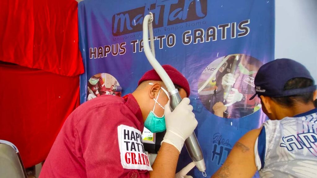 Peringati HPN 2026, Forsiwami Makassar Adakan Hapus Tato, Sunatan Massal, dan Donor Darah