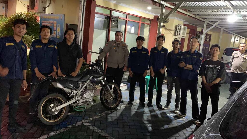 Sekelompok Mahasiswa Amankan Motor Diduga Milik Geng Motor