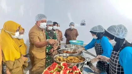 717 Dapur Program MBG di Indonesia Timur Dihentikan Sementara, Belum Kantongi Sertifikat Higiene
