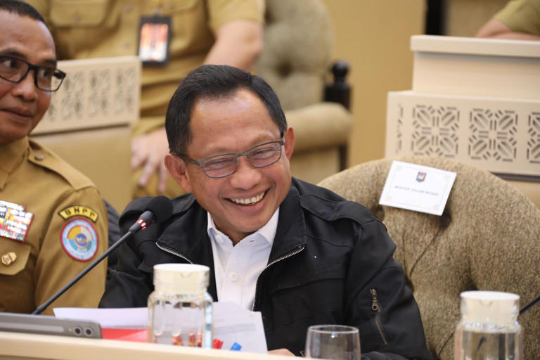 Ancaman PHK PPPK, Mendagri: Pemda Harus Efisien dan Kreatif Cari Dana