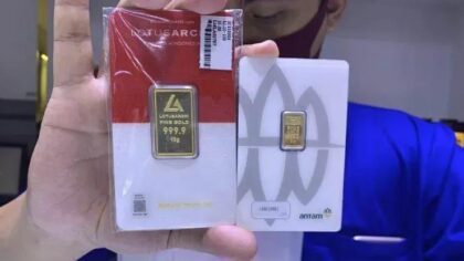 Update Harga Emas Hari Ini: Antam Turun, Global Ikut Melemah