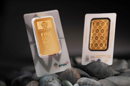 Emas Antam Turun Tajam, Harga Hari Ini Sentuh Rp2,78 Juta per Gram