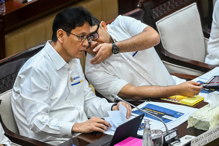 Purbaya Copot 2 Dirjen Kemenkeu Sekaligus, Tiga Kursi Strategis Kini Kosong