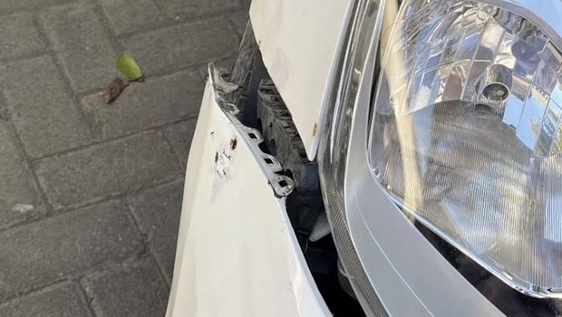 Viral! Tolak Bayar Jukir Liar, Mobil Keluarga Wisudawan UNM Dirusak