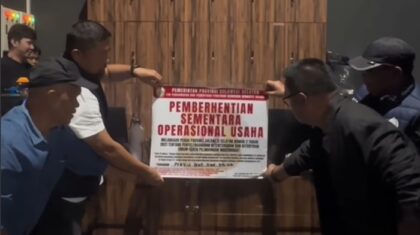 Tutup Noyu Makassar, Berada di Kawasan Sekolah dan Masjid