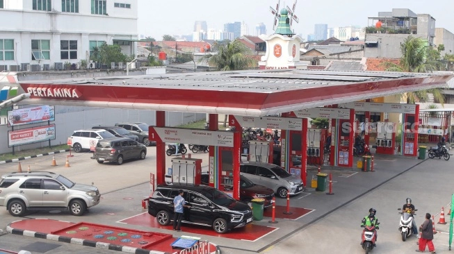 Harga Pertalite Tetap Stabil Saat Pertamax Naik