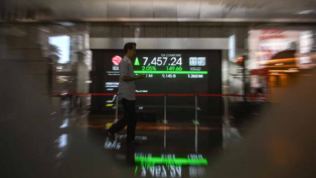 IHSG Sesi I Melonjak 4,82 Persen, Rupiah Ikut Menguat