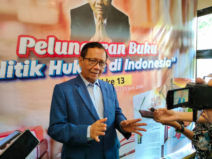 Luncurkan Buku Terbaru, Mahfud MD Soroti Arah Politik Hukum Indonesia