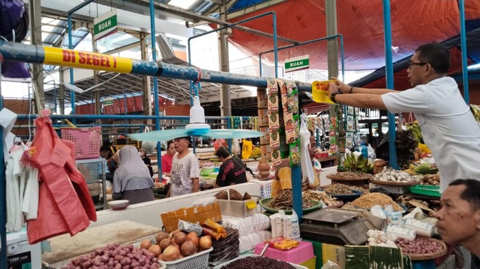 119 Kios di Pasar Sawah Makassar Disegel, Tunggakan Sewa Pedagang Capai Rp569,9 Juta