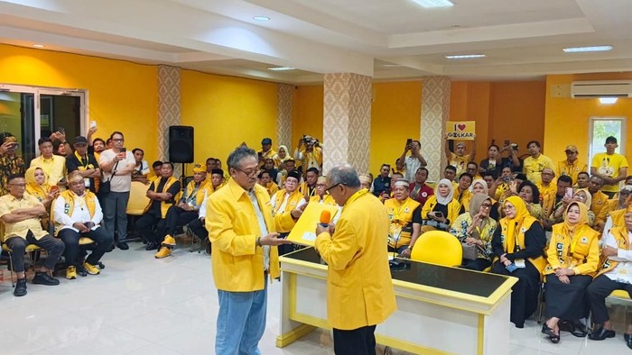 IAS Resmi Kembalikan Formulir Calon Ketua Golkar Sulsel, Kantongi Dukungan 22 DPD II