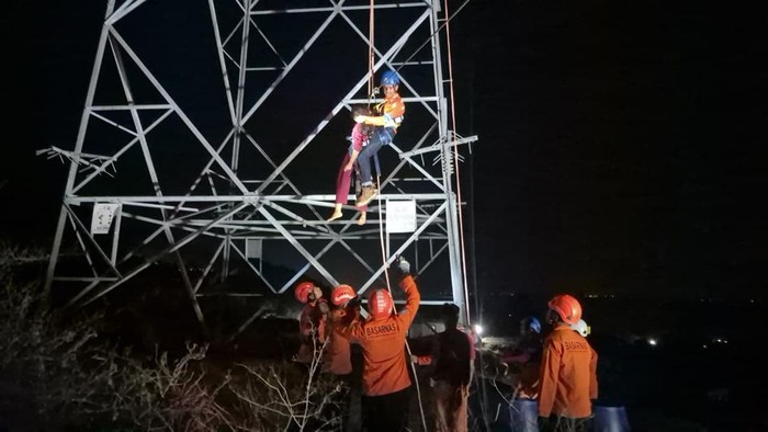 Siswi 16 Tahun Diduga Coba Bunuh Diri di Tower PLN Silae Palu, Selamat Dievakuasi SAR