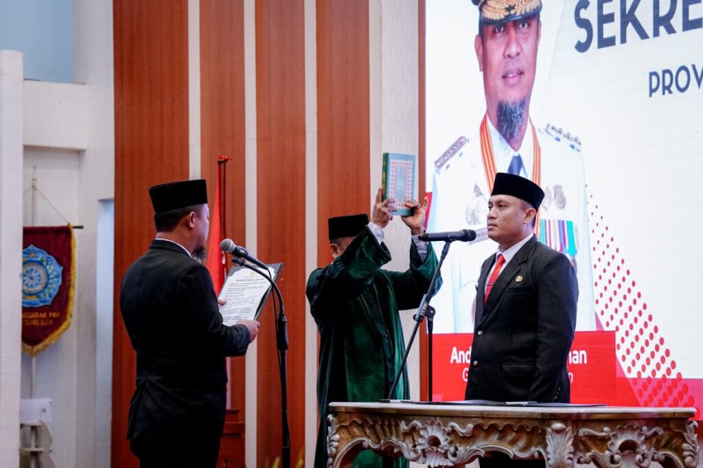 Gubernur Sulsel Lantik Andi Winarno Eka Putra sebagai Pj Sekda