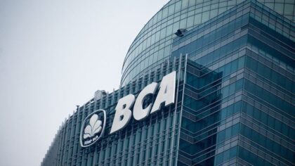 Transaksi Jumbo Saham BCA Rp3,06 Triliun dalam Sepekan, BCA Bantah Rumor Akuisisi Haji Isam